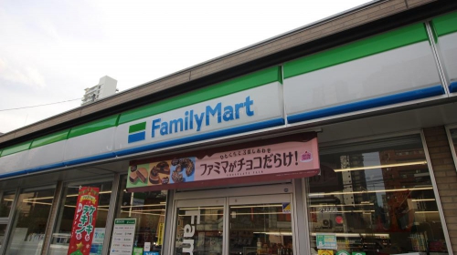 ファミリーマート仙台堤通店徒歩2分（約127ｍ）