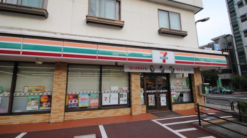 セブンイレブン北仙台駅前店徒歩3分（約194ｍ）