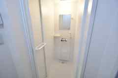 各階にシャワールーム有