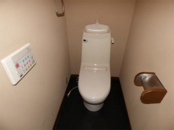 広々バスルーム